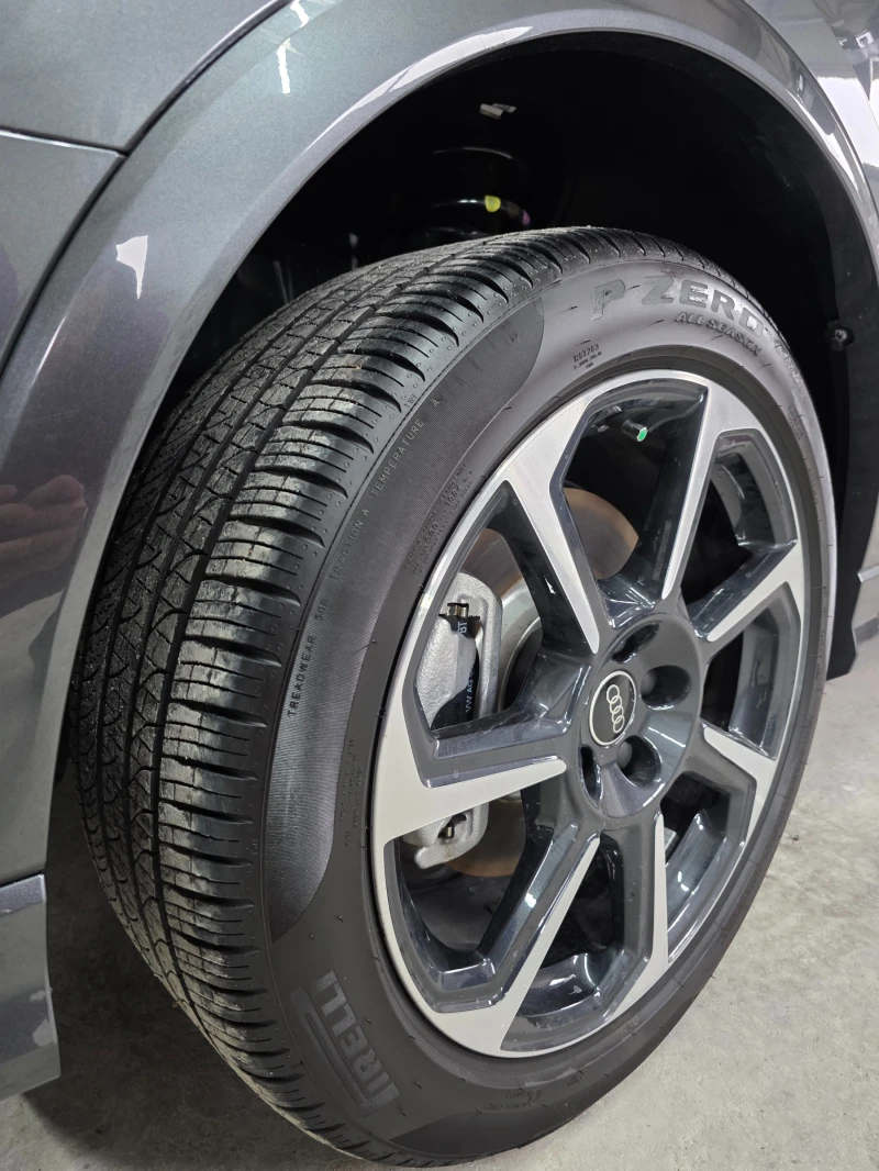 Audi Q3 Black Optic 2025г 45TFSI, снимка 11 - Автомобили и джипове - 52697217