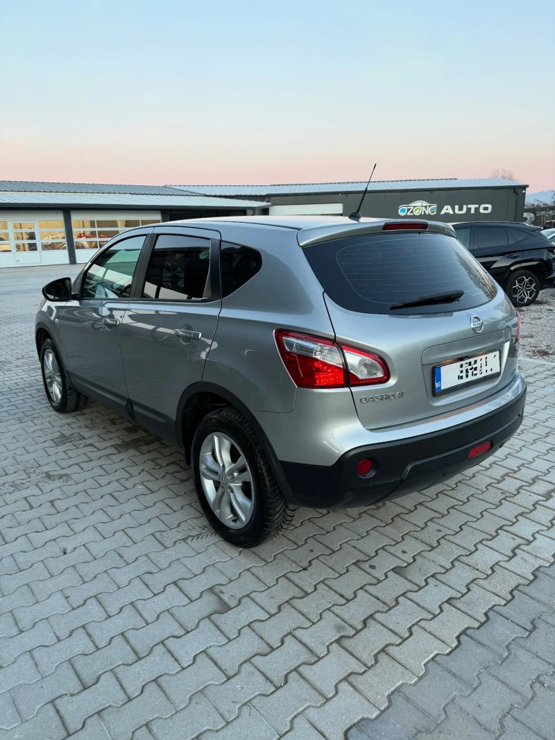 Nissan Qashqai 1.6 DCI , снимка 3 - Автомобили и джипове - 53415975