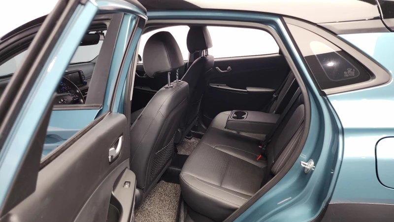 Hyundai Kona 1.6CRDI/4x4/АВТОМАТИК!!!, снимка 9 - Автомобили и джипове - 53466554