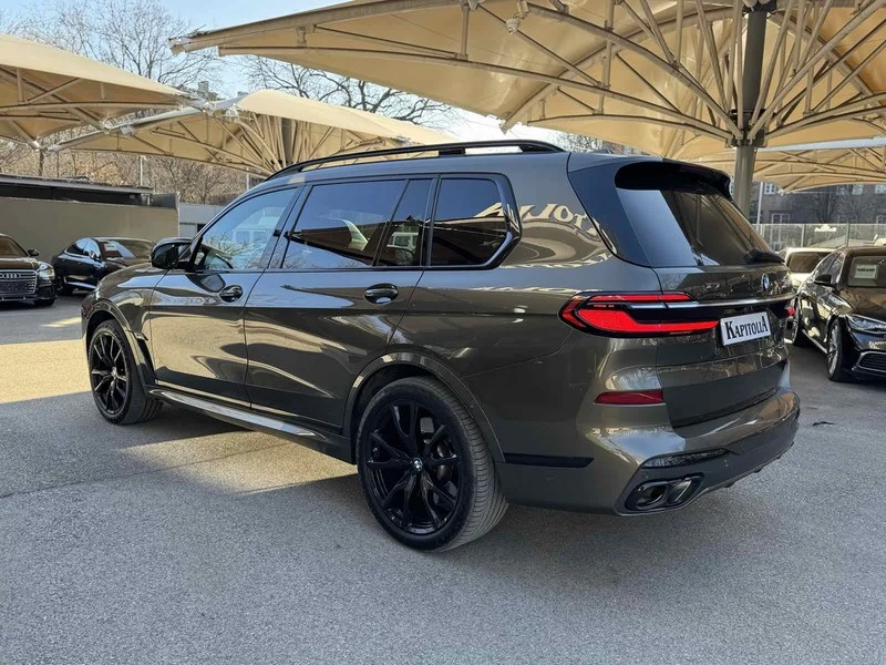 BMW X7 M60i xDrive | Mobile.bg � ����������� 7