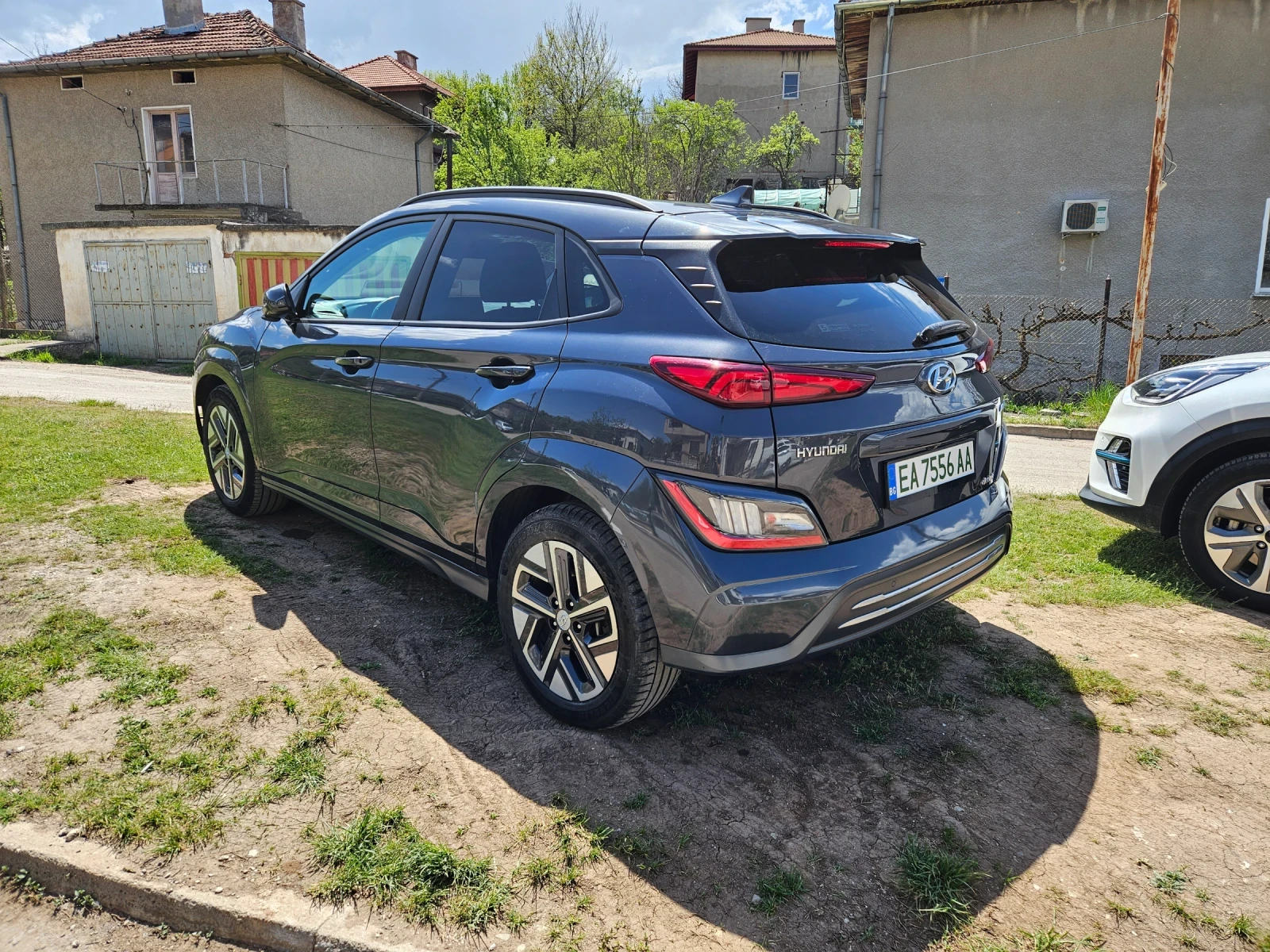 Hyundai Kona 64kwh - изображение 4