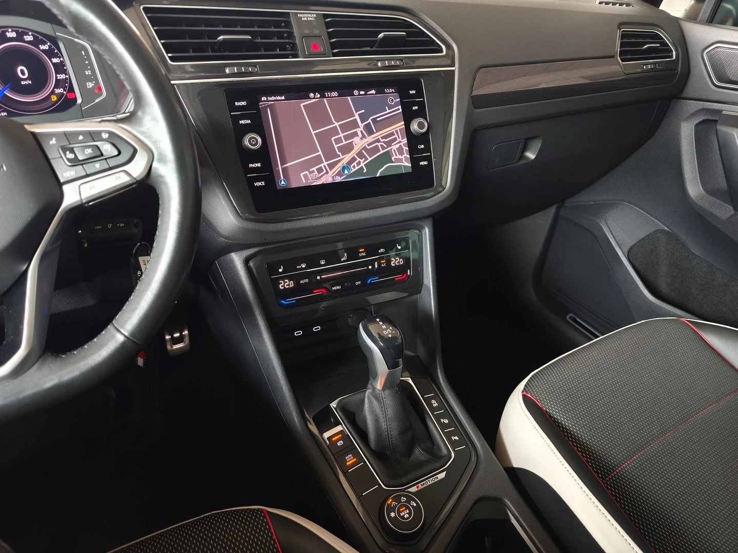 VW Tiguan Life 2.0 TDI SCR 4MOTION DSG | Mobile.bg � ����������� 11