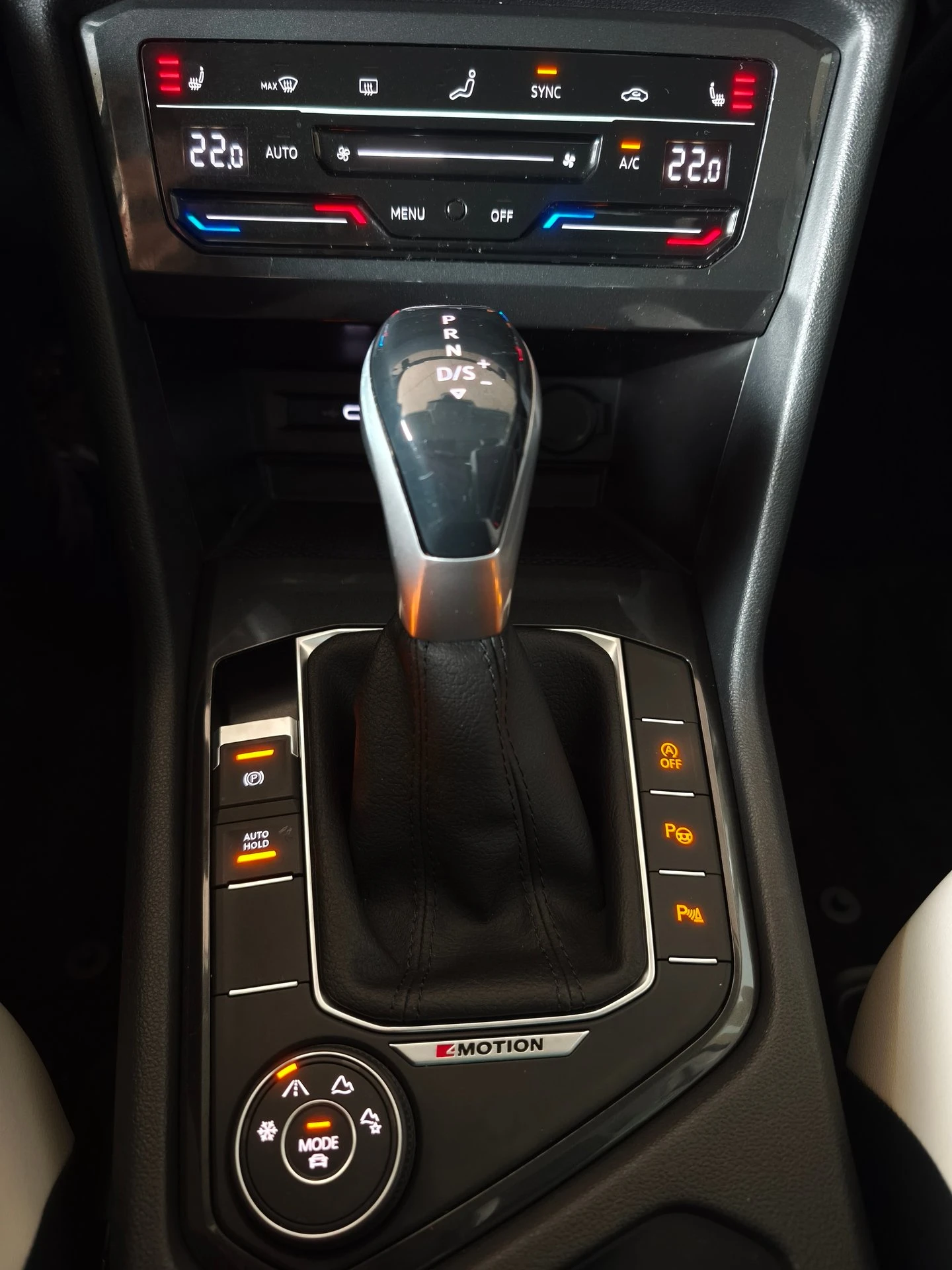 VW Tiguan Life 2.0 TDI SCR 4MOTION DSG | Mobile.bg � ����������� 10