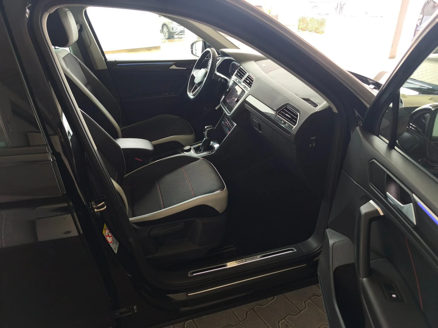 VW Tiguan Life 2.0 TDI SCR 4MOTION DSG | Mobile.bg � ����������� 12