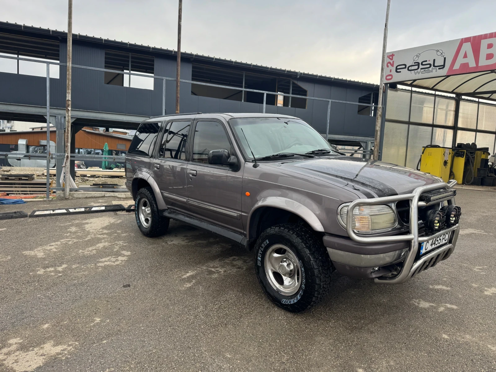 Ford Explorer 4.0 V6 Бензин - Газ, снимка 3 - Автомобили и джипове - 53965117