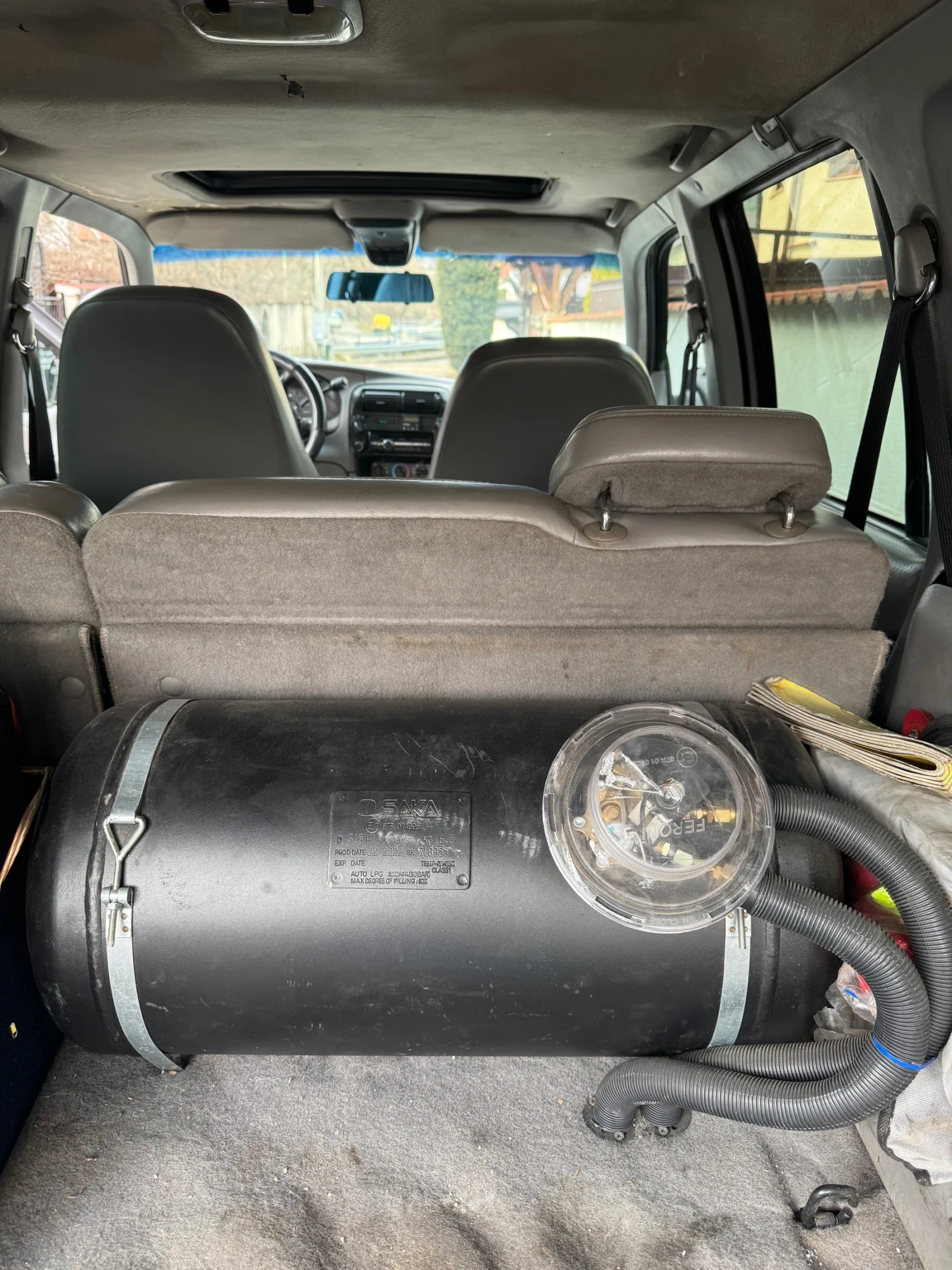 Ford Explorer 4.0 V6 Бензин - Газ, снимка 12 - Автомобили и джипове - 53965117