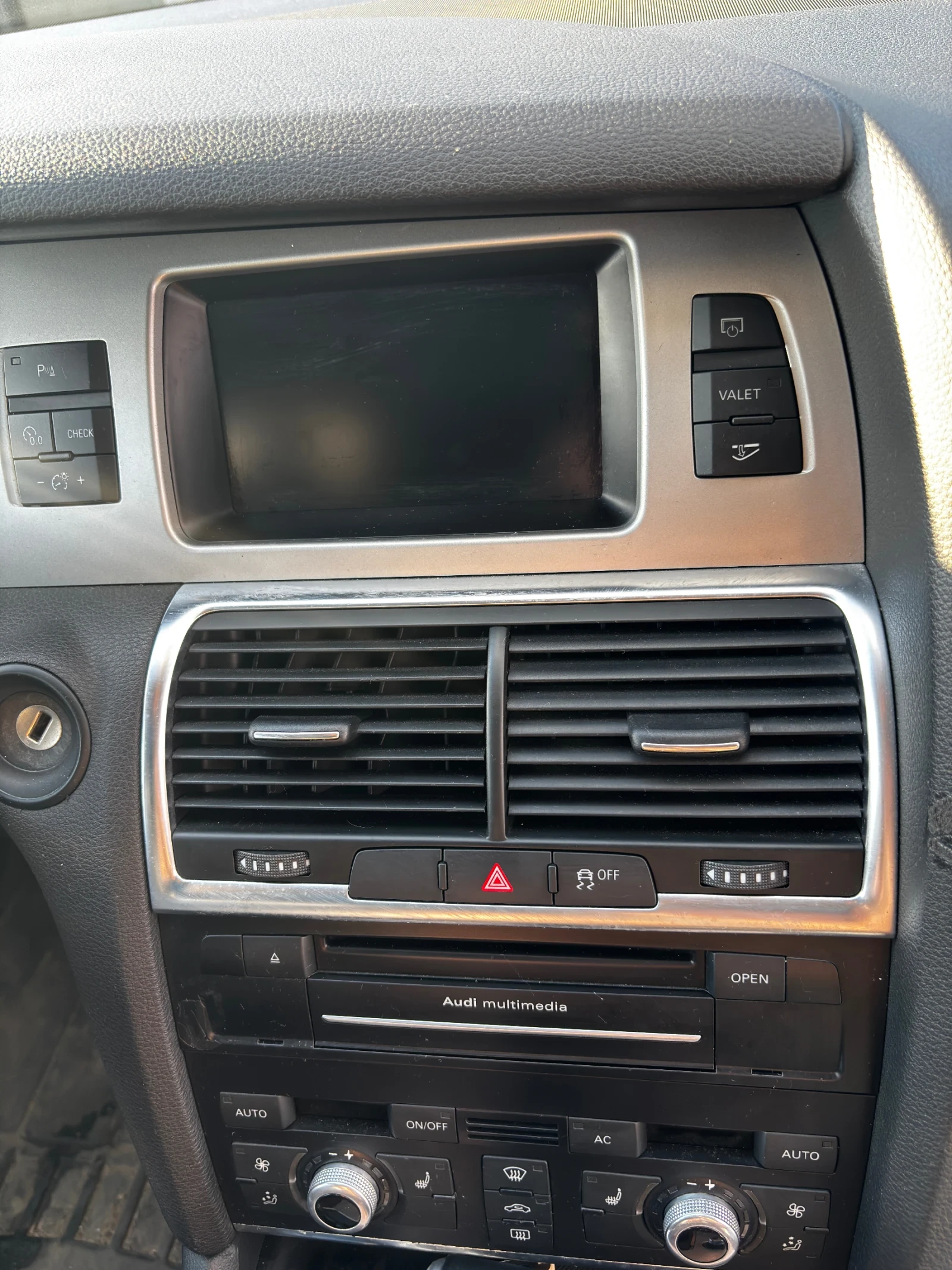 Audi Q7, снимка 13 - Автомобили и джипове - 54127084