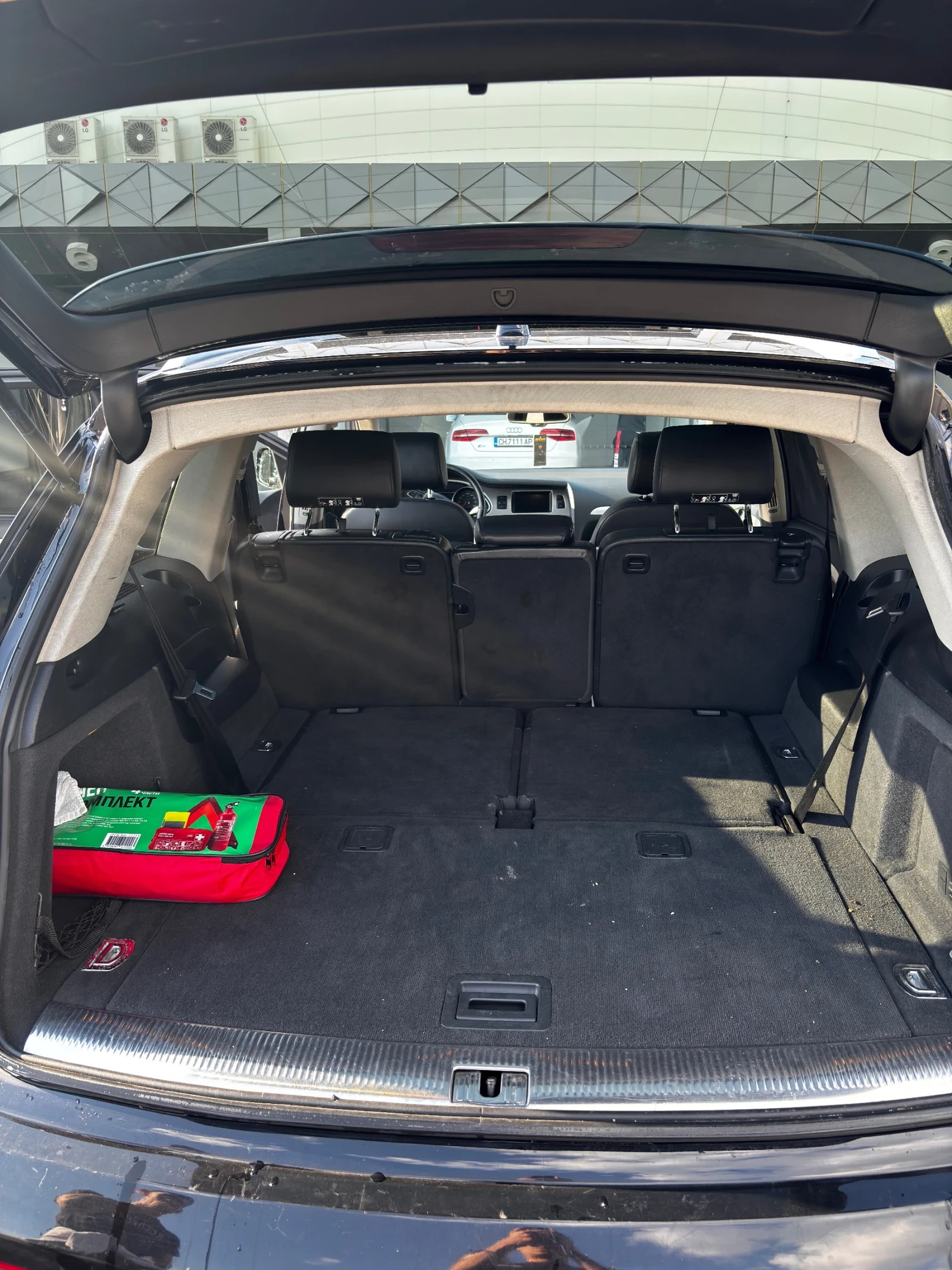 Audi Q7, снимка 9 - Автомобили и джипове - 54127084