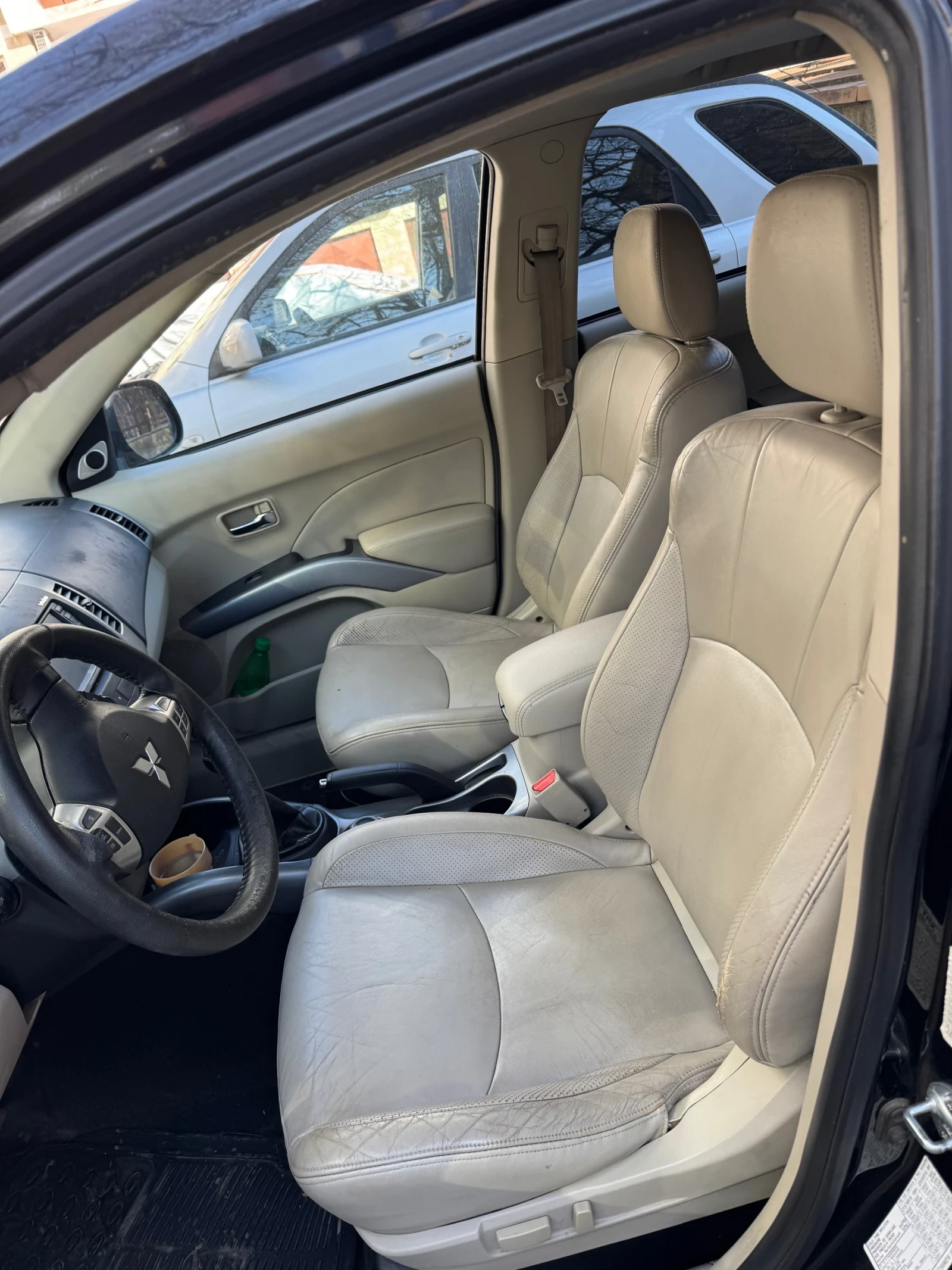 Mitsubishi Outlander 2.0, снимка 5 - Автомобили и джипове - 54272425