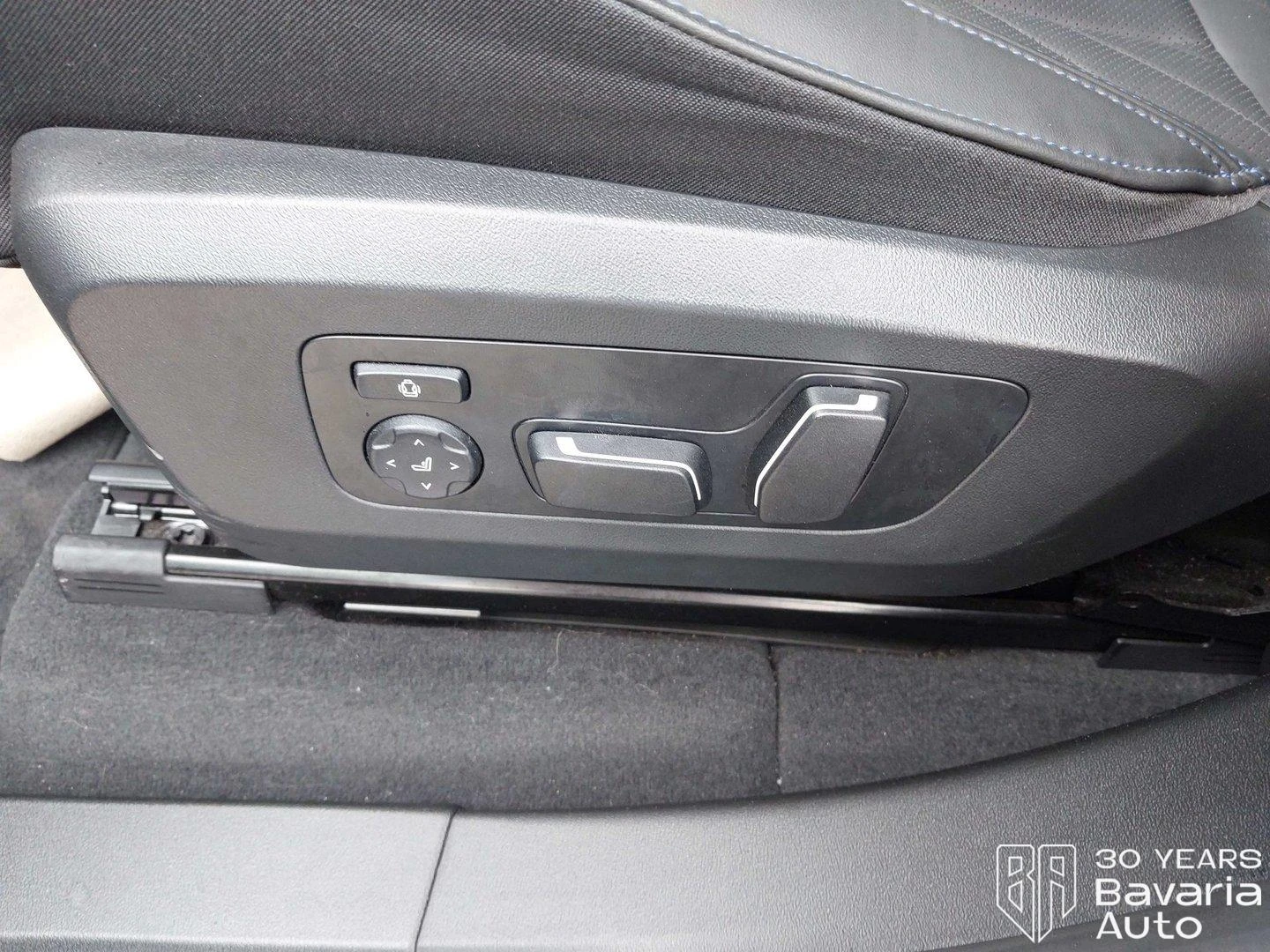 BMW X3 20 xDrive Steptronic, снимка 12 - Автомобили и джипове - 55903825