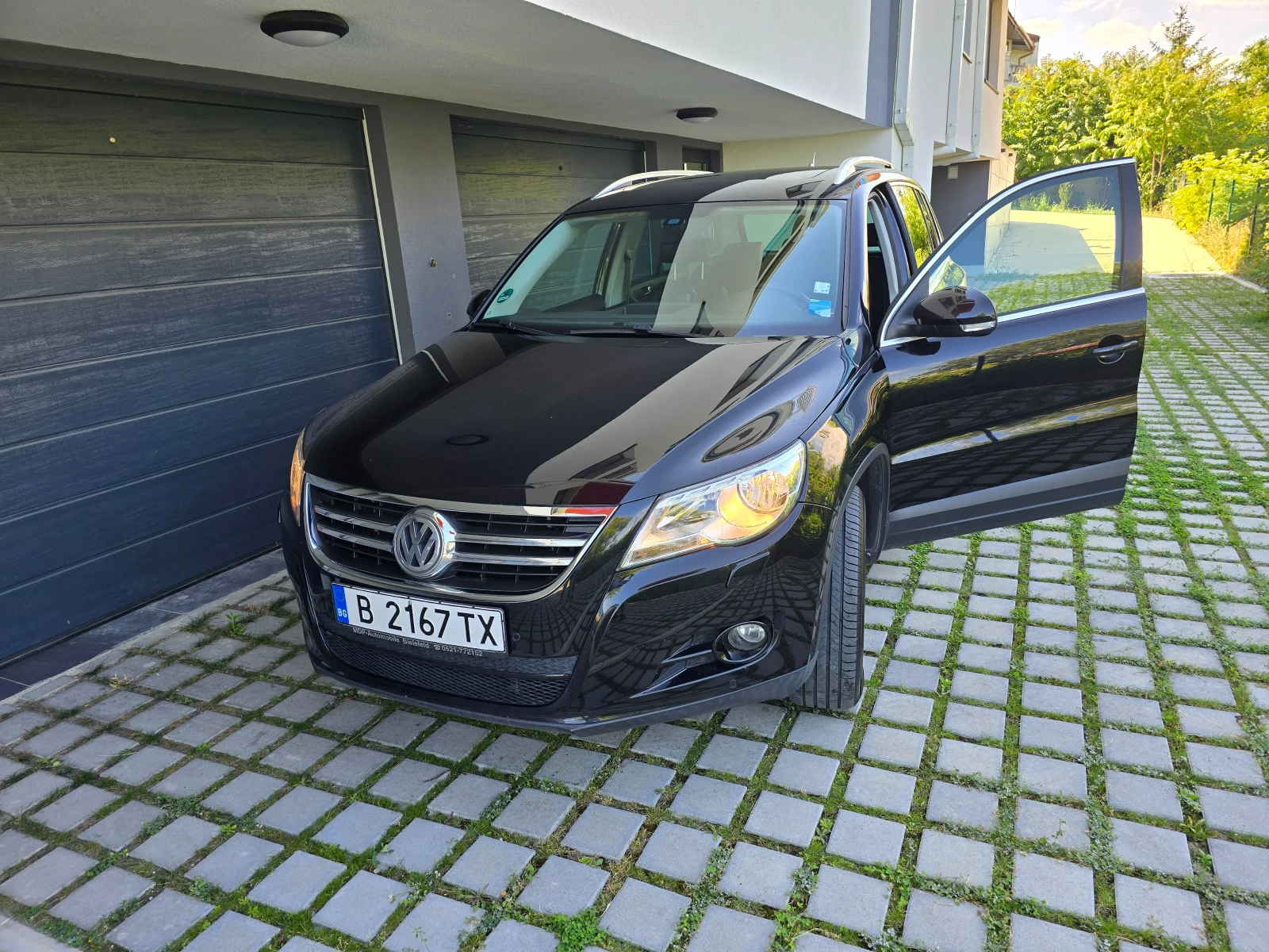 VW Tiguan 1.4 TSI, снимка 9 - Автомобили и джипове - 55934605