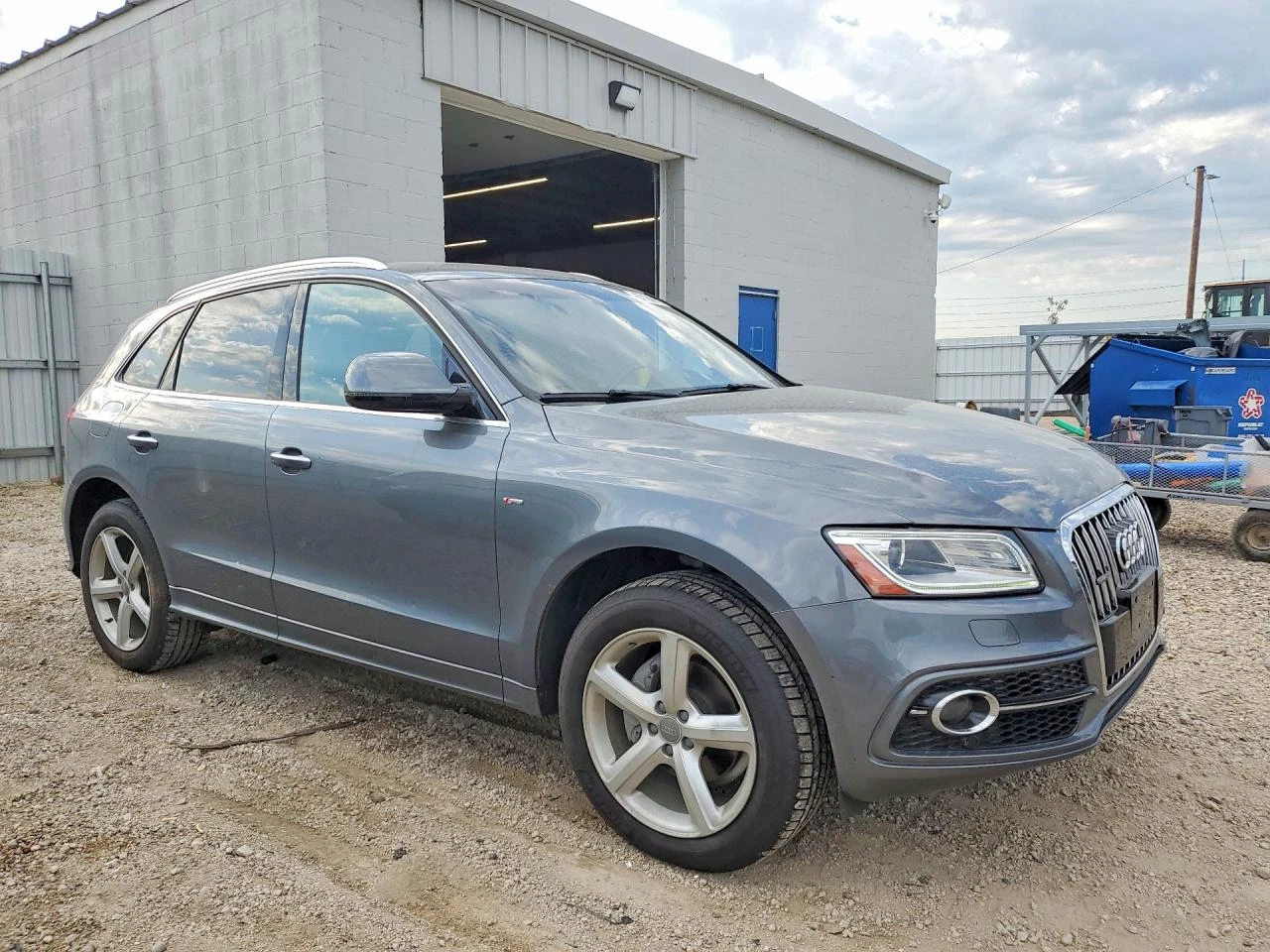 Audi Q5 2.0l Premium Plus, снимка 4 - Автомобили и джипове - 55994289