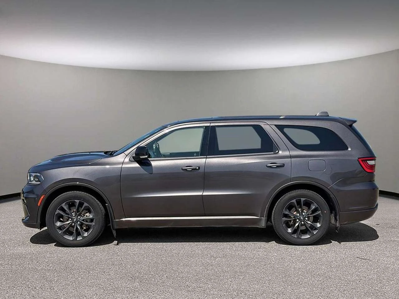 Dodge Durango 6 Passenger Seating | AWD Capability | Blacktop Pa, снимка 3 - Автомобили и джипове - 56436311