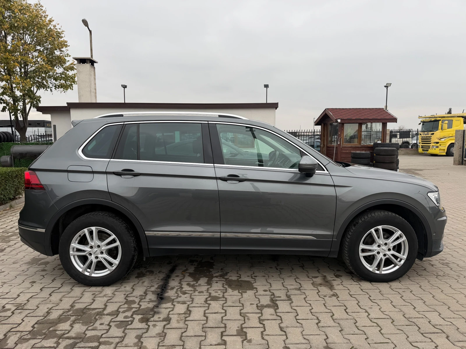 VW Tiguan 1.4TSI 4MOTION AVTOMAT/NAVI/KAMERA EURO 6 | Mobile.bg � ����������� 5