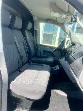 VW Transporter Long / 2015г / 215.000км!  | Auto.bg — изображение 13