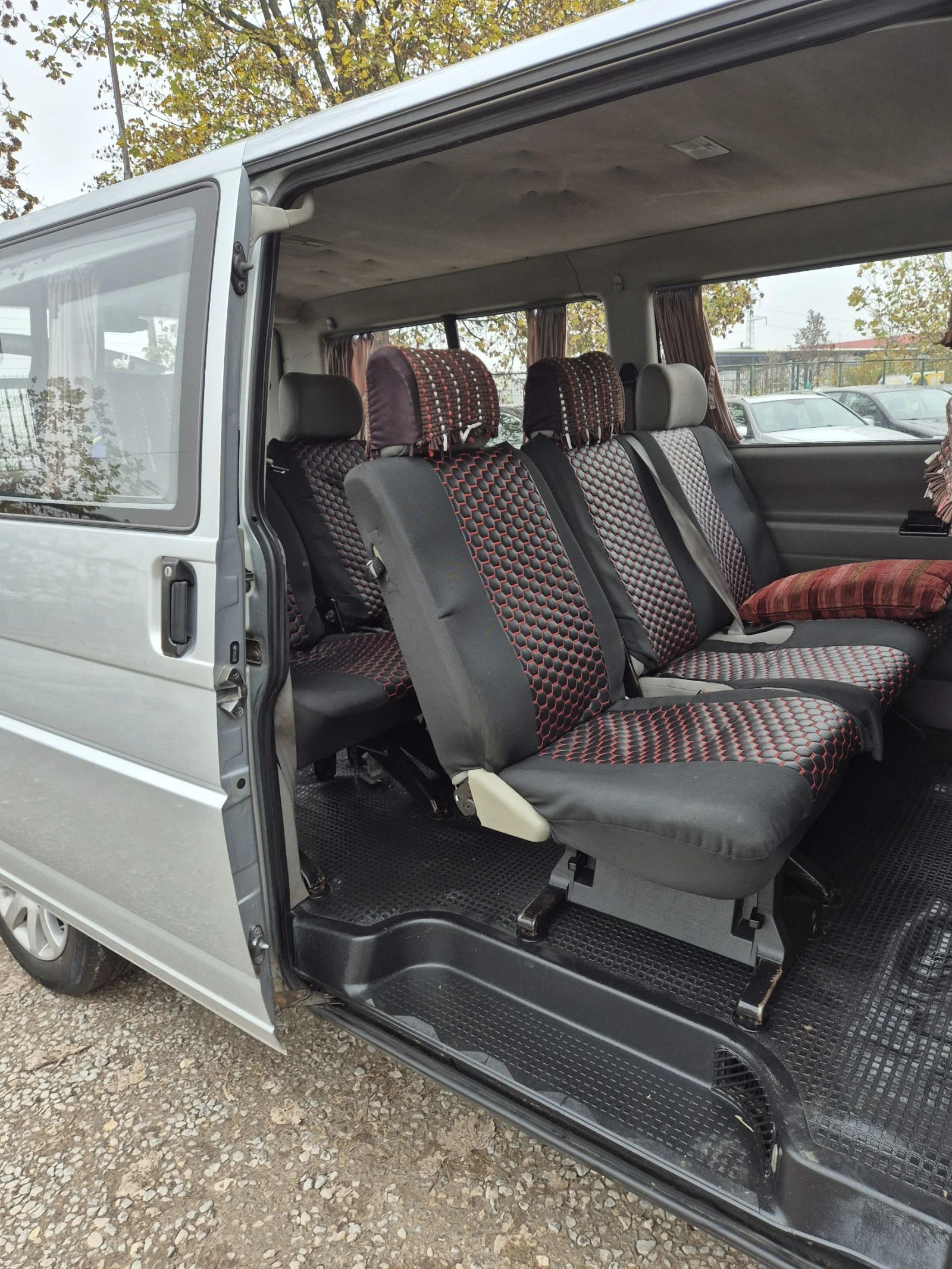 VW Caravelle 2, 5TDI-KLIMA-MAXI - изображение 10