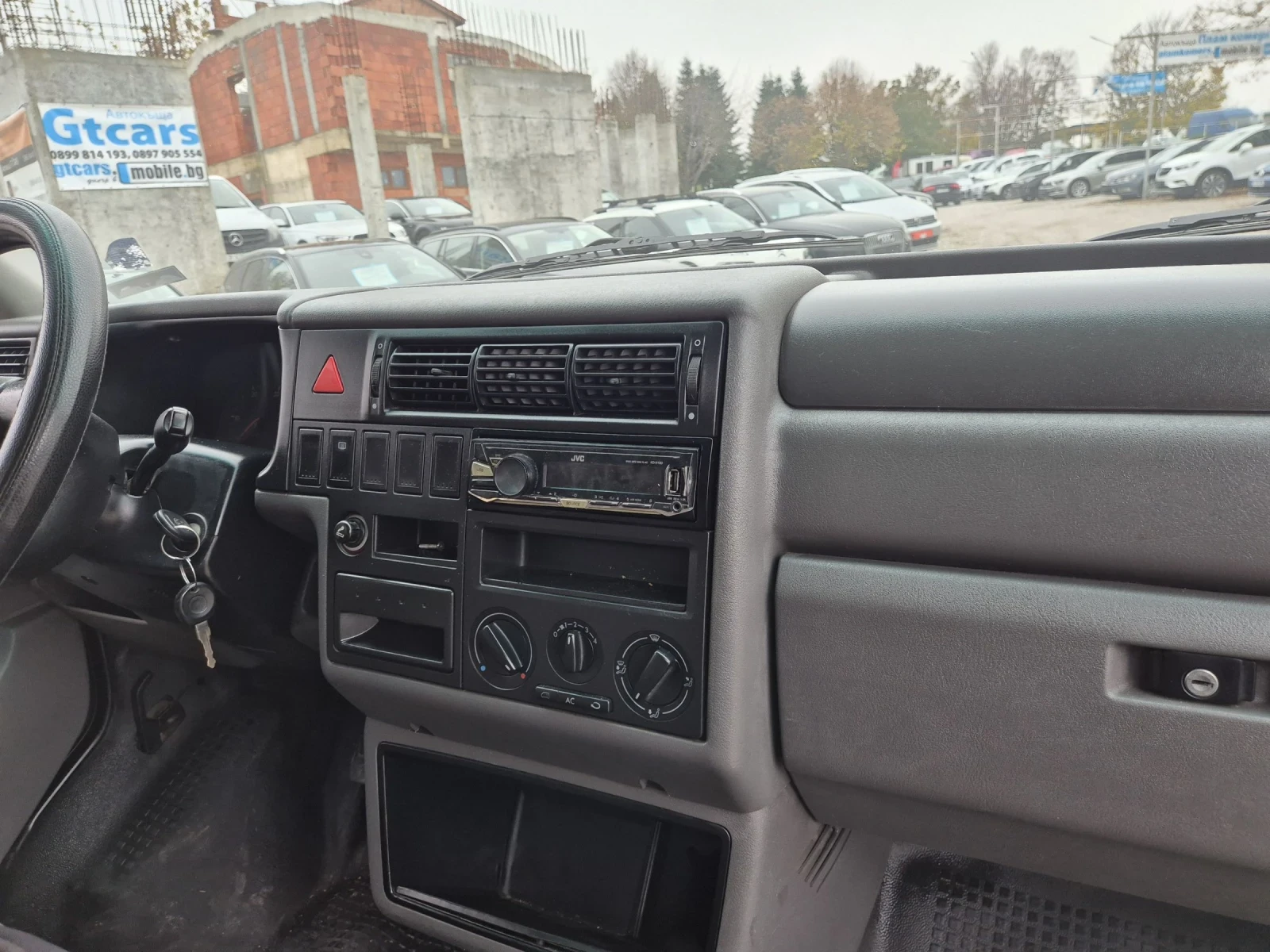 VW Caravelle 2, 5TDI-KLIMA-MAXI - изображение 8