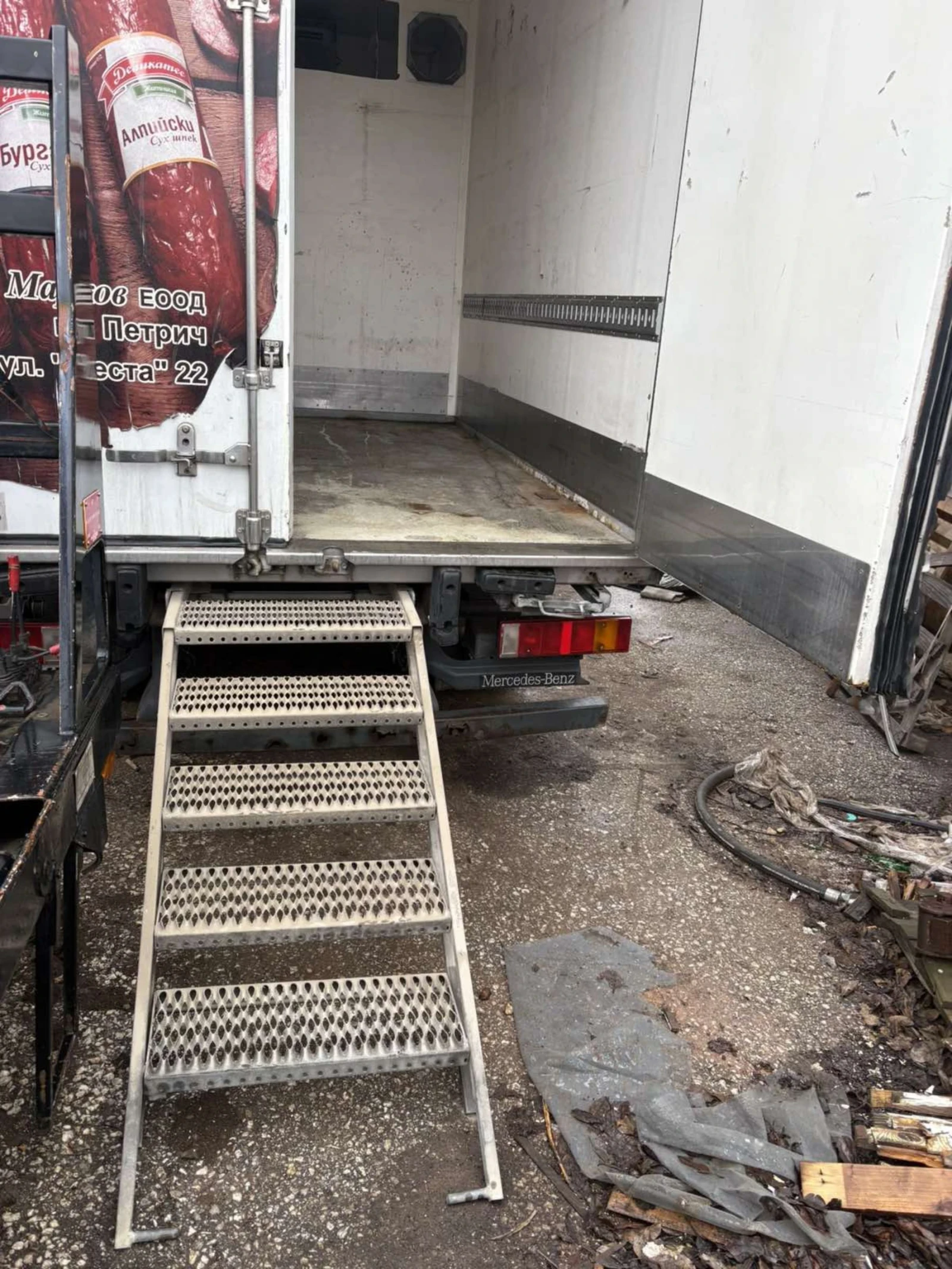 Mercedes-Benz Atego Хладилен фургон Работи - изображение 9