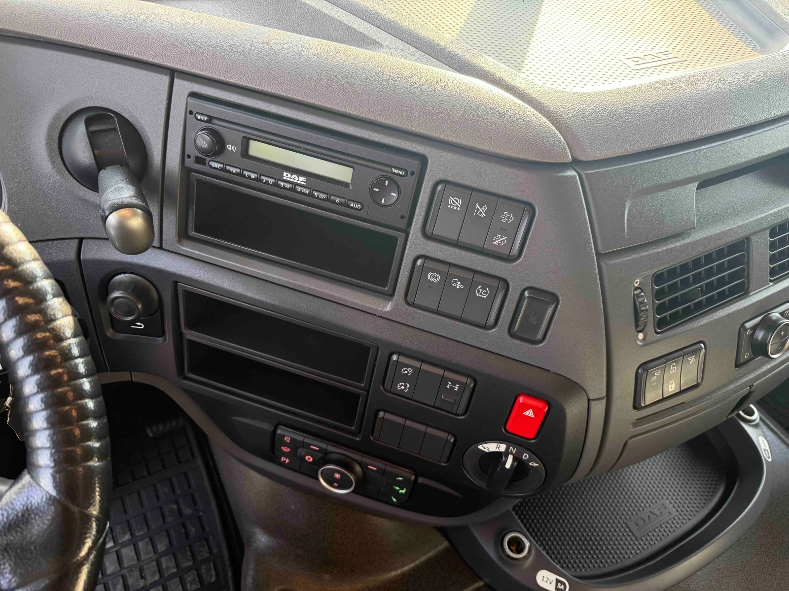 Daf XF 480 - изображение 9