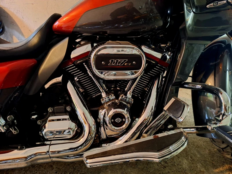 Harley-Davidson CVO ROAD GLIDE CVO 117, снимка 2 - Мотоциклети и мототехника - 52040133
