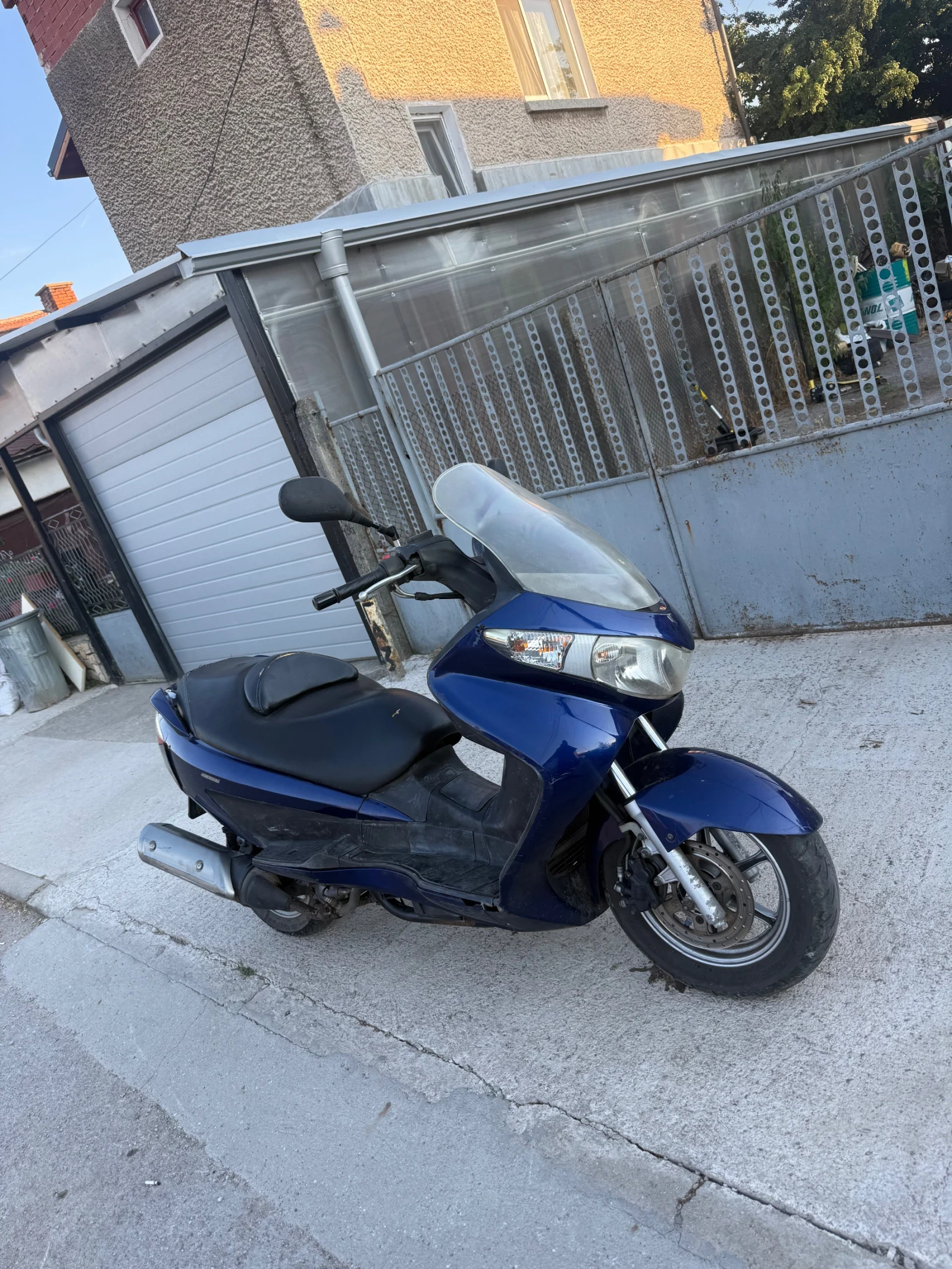 Suzuki Burgman 200