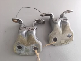 Панта врата предна лява Субару Легаси (горна и долна) сива