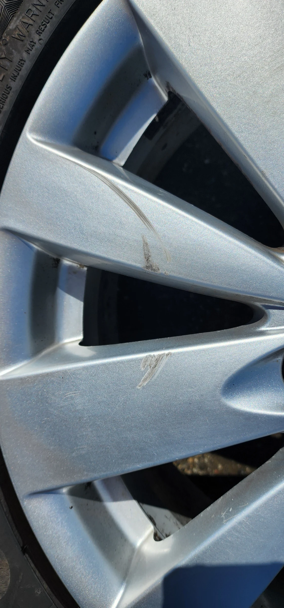 ���� � ������ 225/50R17 �� Hyundai | Mobile.bg � ����������� 5