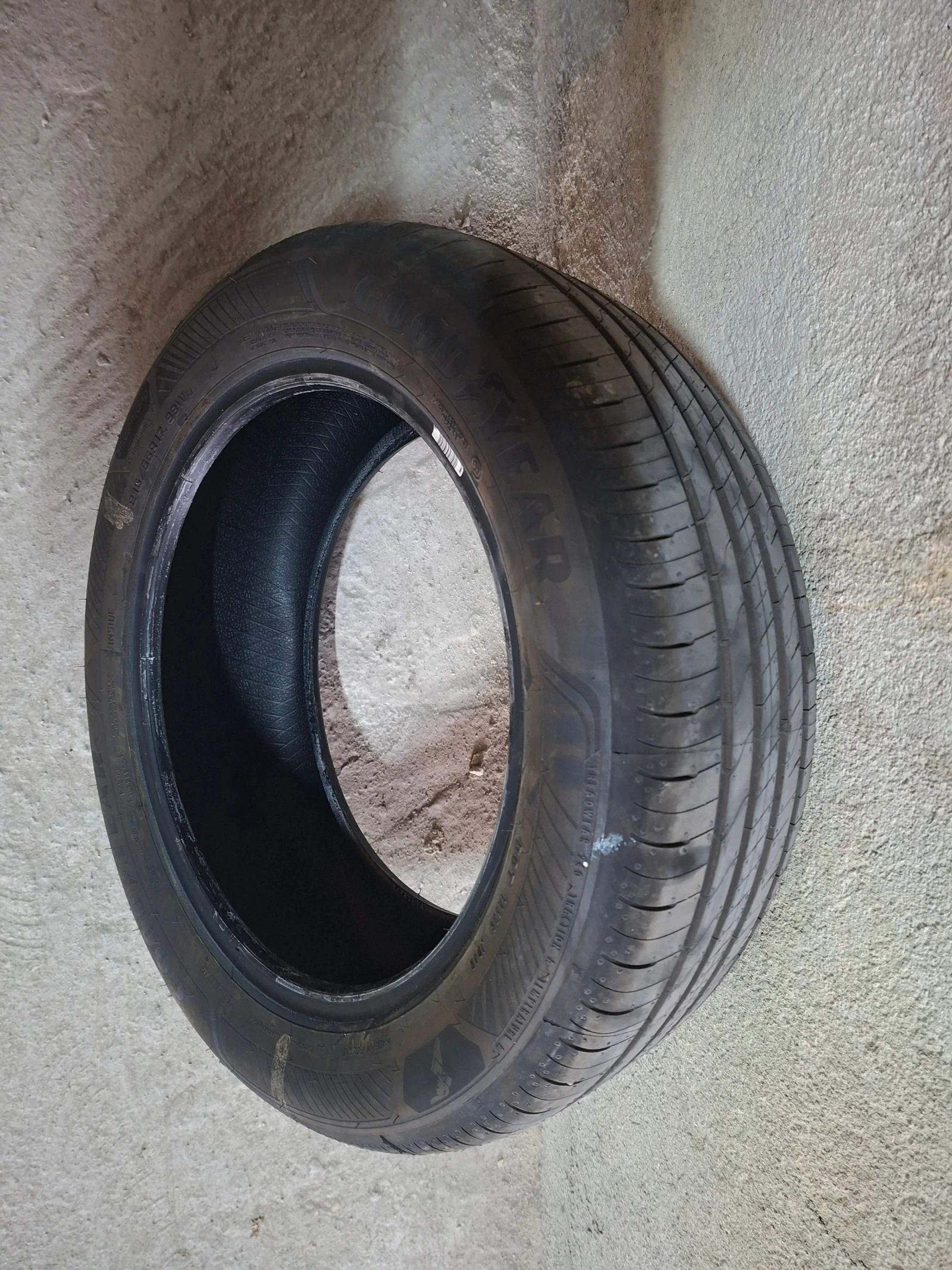 Гуми Летни 215/55R17