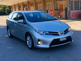 Toyota Auris 1.6i-132кс-ШВЕЙЦАРИЯ-РЪЧКА-6ск-NAVI, снимка 2
