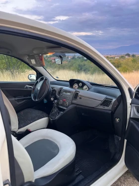 Lancia Ypsilon, снимка 10