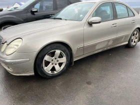 Mercedes-Benz E 320, снимка 4