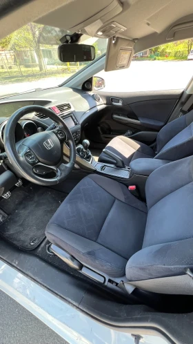 Обява за продажба на Honda Civic 1.8 бензин ~13 700 лв. - изображение 8