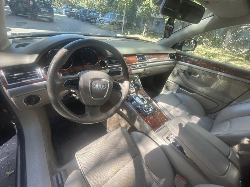 Audi A8, снимка 8 - Автомобили и джипове - 47687379