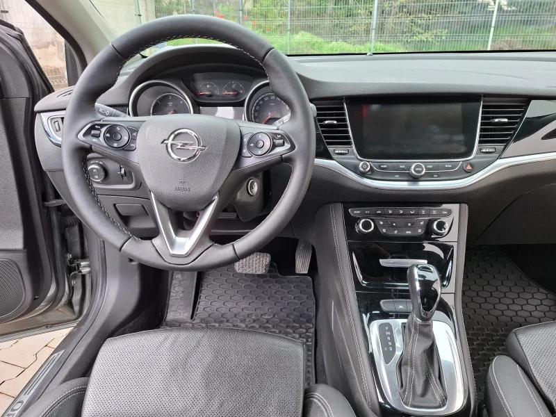 Opel Astra, снимка 12 - Автомобили и джипове - 49759348