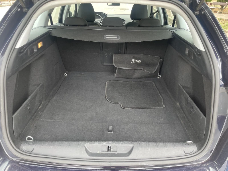 Peugeot 308, снимка 6 - Автомобили и джипове - 51889129
