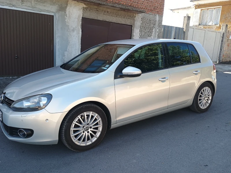 VW Golf, снимка 2 - Автомобили и джипове - 51827137