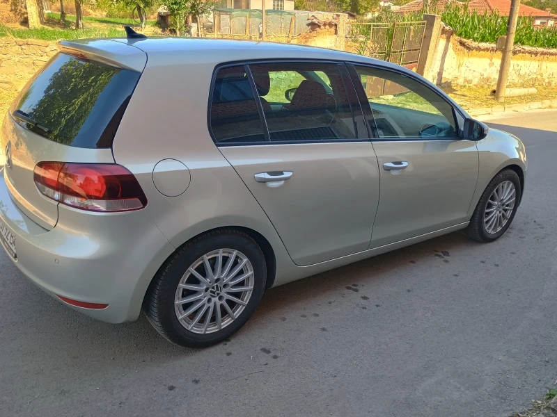VW Golf, снимка 6 - Автомобили и джипове - 51827137
