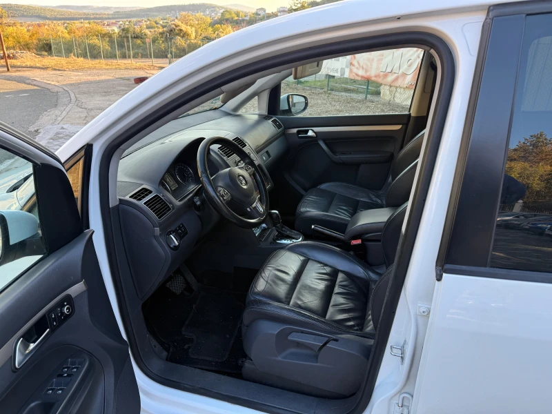 VW Touran 2000-140 ks AVTOMAT, снимка 7 - Автомобили и джипове - 52001846