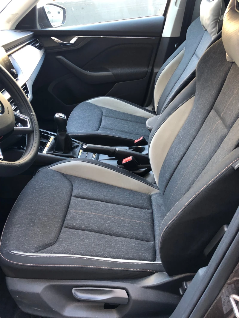 Skoda Scala 1.5, снимка 5 - Автомобили и джипове - 52815451