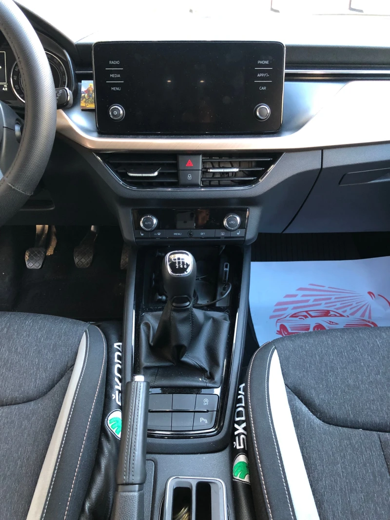 Skoda Scala 1.5, снимка 11 - Автомобили и джипове - 52815451