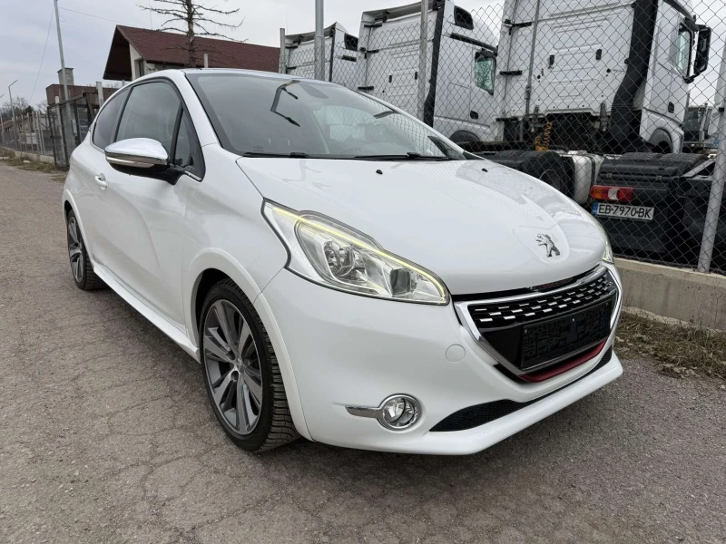 Peugeot 208 GTI Швейцария КАТО НОВА, снимка 6 - Автомобили и джипове - 53221472