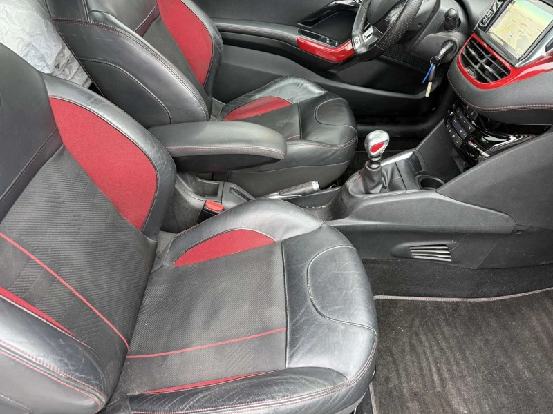 Peugeot 208 GTI Швейцария ОЧАКВАН ВНОС, снимка 9 - Автомобили и джипове - 53221472