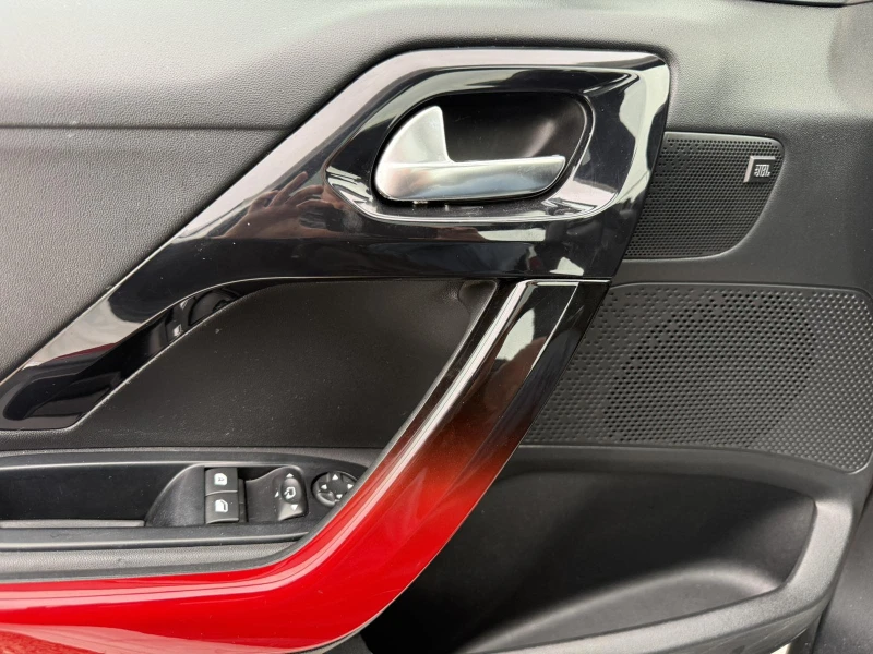 Peugeot 208 GTI Швейцария КАТО НОВА, снимка 7 - Автомобили и джипове - 53221472