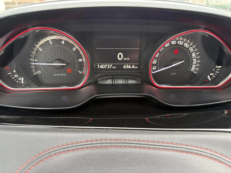 Peugeot 208 GTI Швейцария КАТО НОВА, снимка 11 - Автомобили и джипове - 53221472