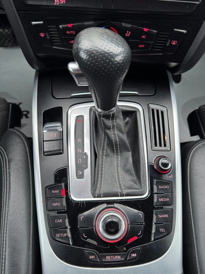 Audi A4 2.0TDI S line , снимка 11 - Автомобили и джипове - 53350645