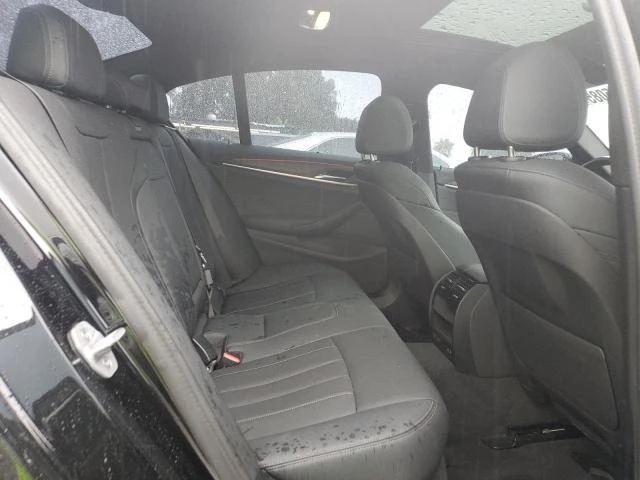 BMW 530 Digital* Кожа* Подгрев* Keyless* Blind spot* Клип  - изображение 10