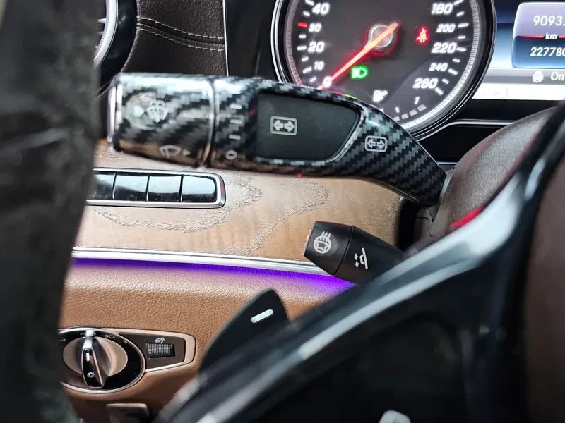 Mercedes-Benz E 220 D 4Matic Exclusive - САМО 30% АВАНС, снимка 17 - Автомобили и джипове - 55800243