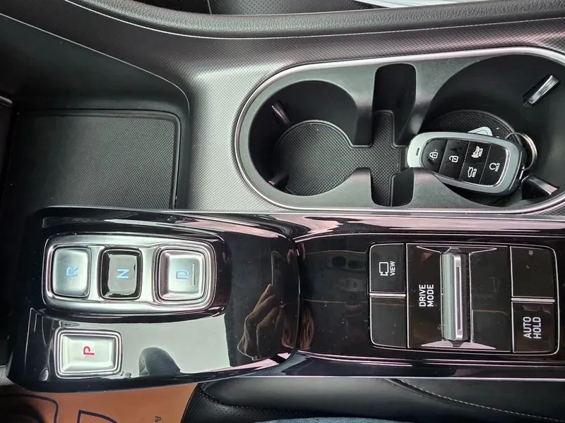 Hyundai Sonata 2.0 Lpg Smart, снимка 15 - Автомобили и джипове - 55937326