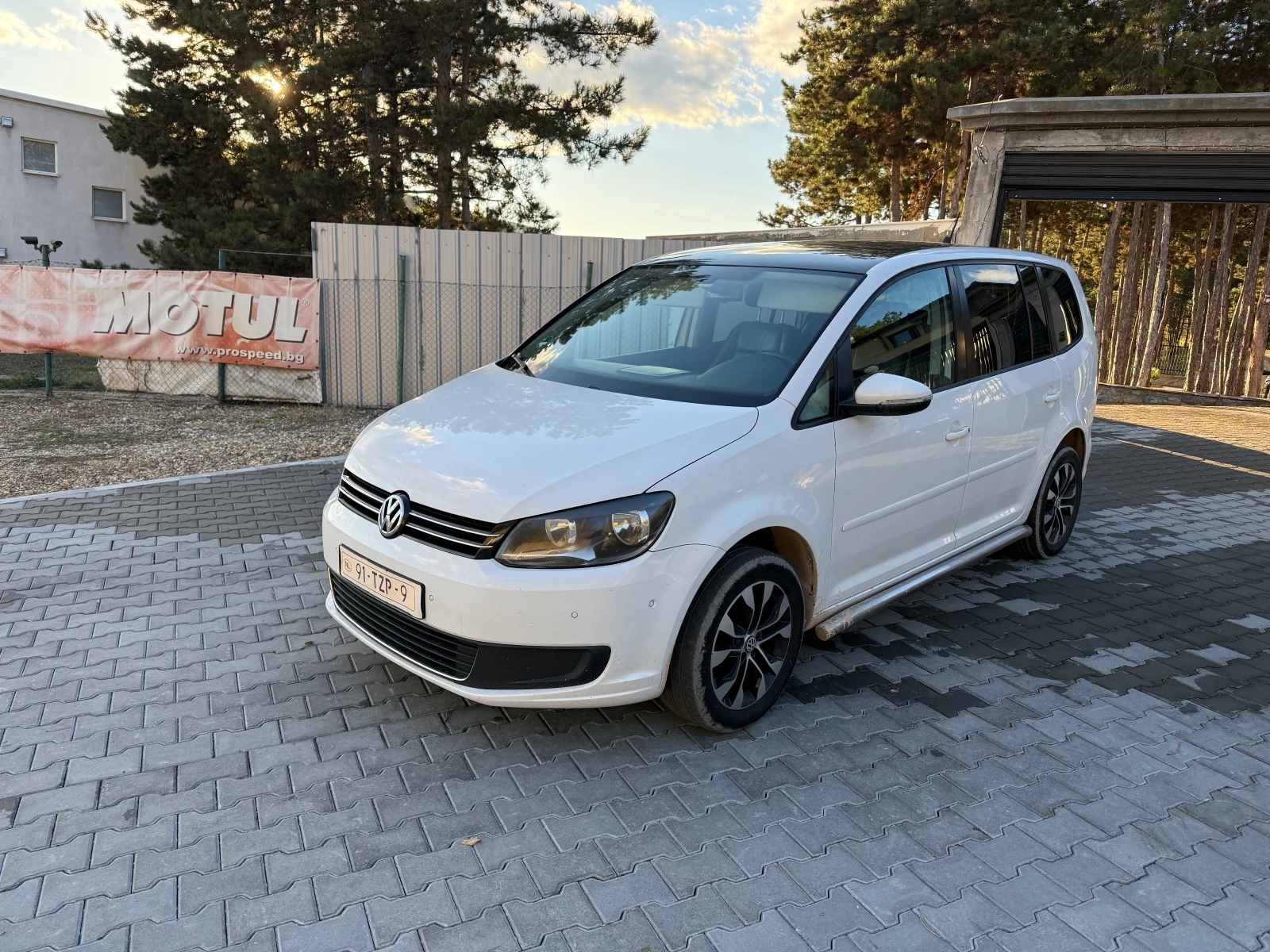 VW Touran 2000-140 ks AVTOMAT, снимка 1