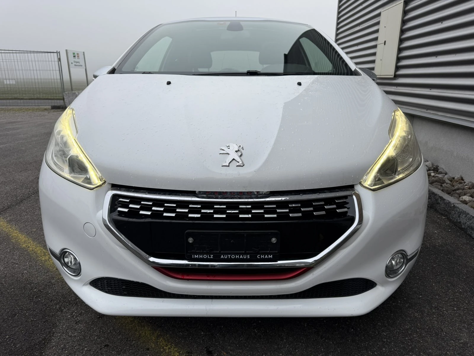 Peugeot 208 GTI Швейцария ОЧАКВАН ВНОС, снимка 1
